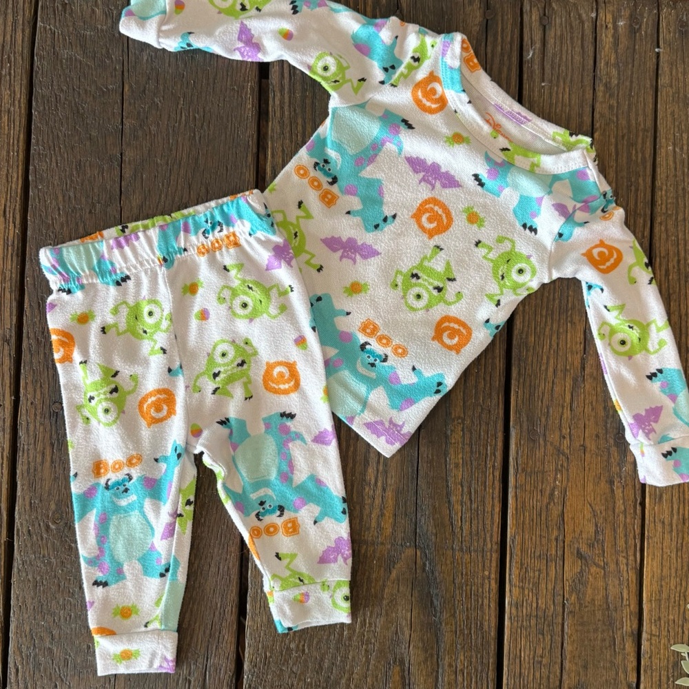Disney Monsters Inc Long Sleeve PJ Pajama Set Size 12 month Pajamas 12m